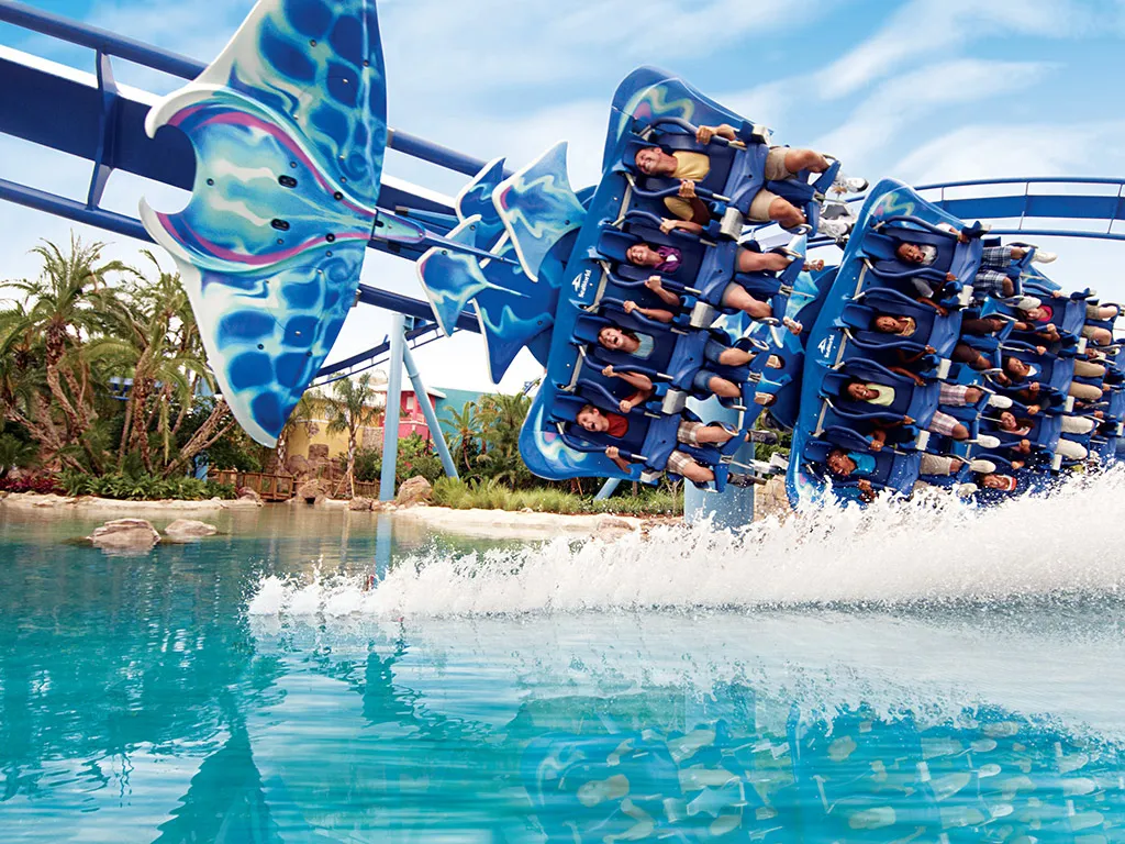 SeaWorld/Aquatica/Busch Gardens ÔÇô 3 Visits with 3 All Day Dining Deals