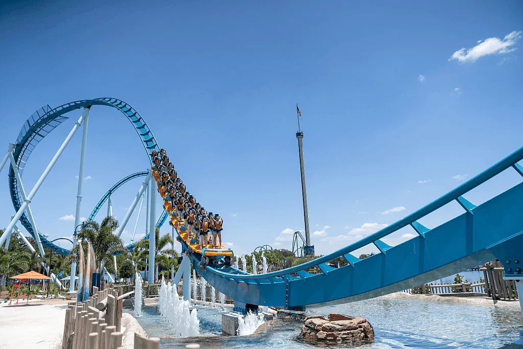 SeaWorld & Busch Gardens - 2 Visits with 2 All Day Dine